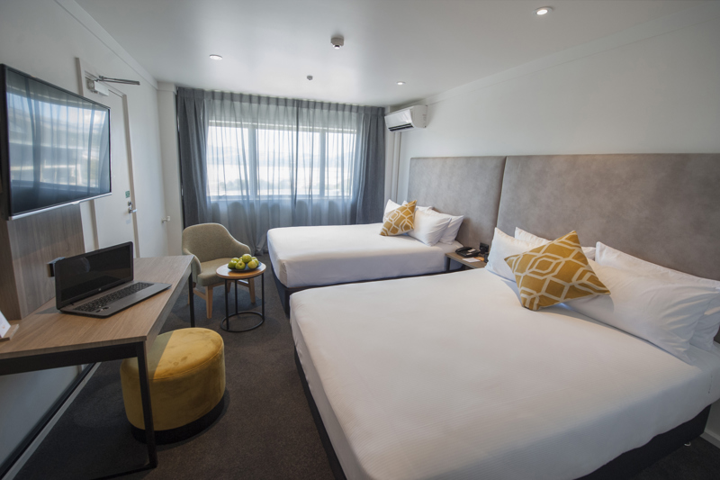 Deluxe Twin for 1-4 people (maximum 3 adults) with 2 Double Beds and an ensuite bathroom.